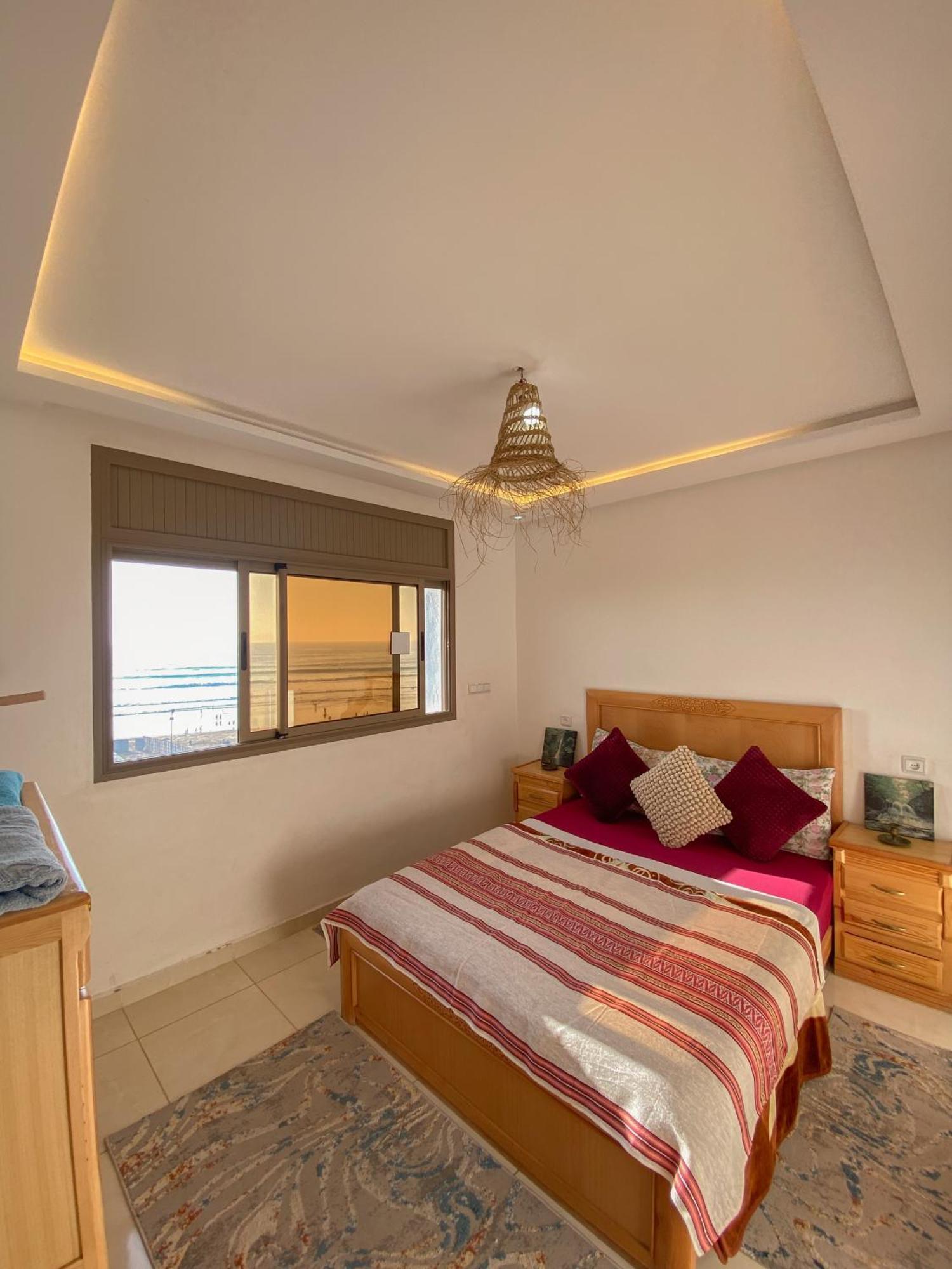 Deluxe At Amouage Anza Apartment *
